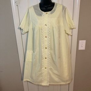 Vintage Sears Perma Prest Robe & Nightie Set Yellow Sz XL 40-42